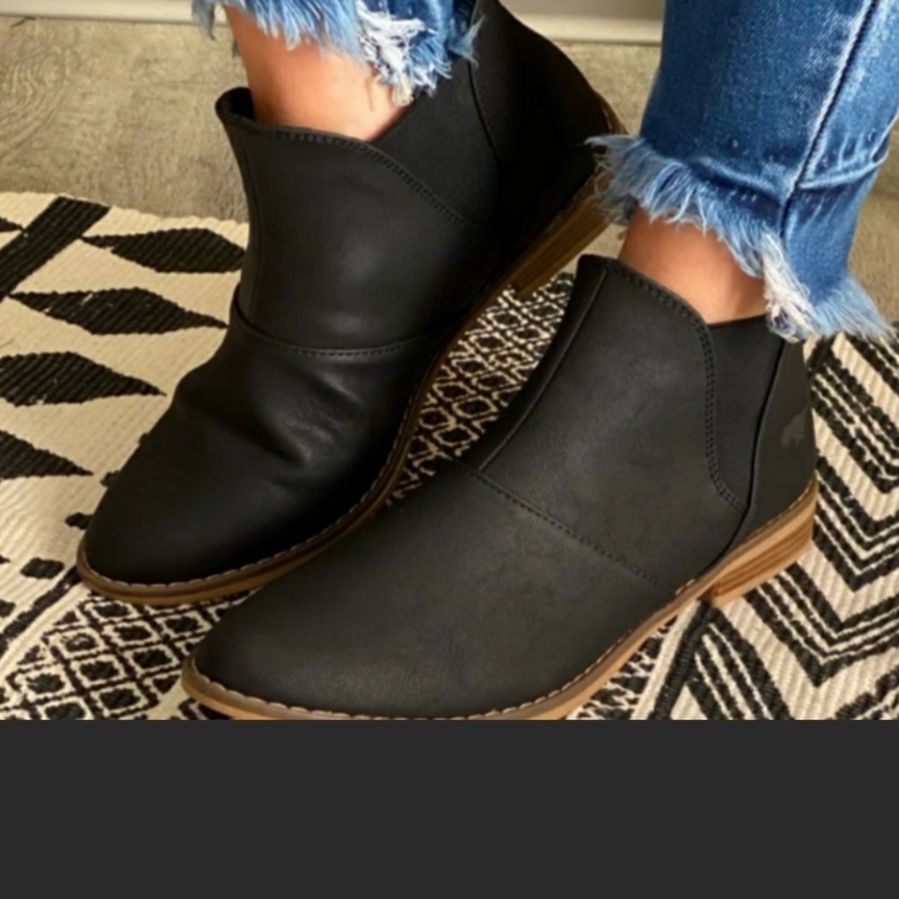 Rocket Dog Booties